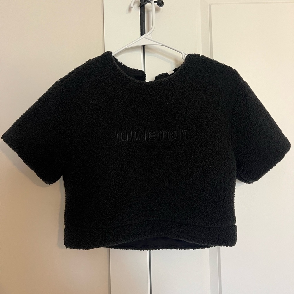 Lululemon Black Fleece Crop Top Womens Size 4